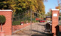 Vjezdové brány a ploty